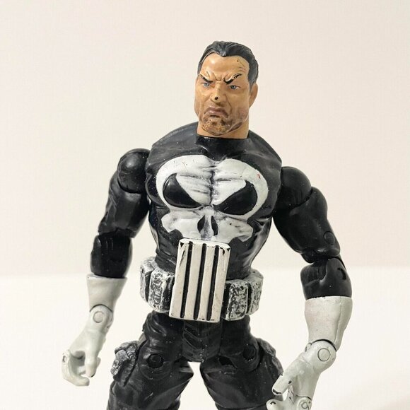 2003 Marvel Legends Series IV 4 The Punisher Action Figure Toy Biz Flaws - Picture 2 of 16